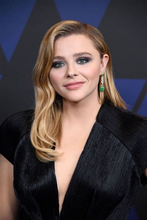 chloegmoretz